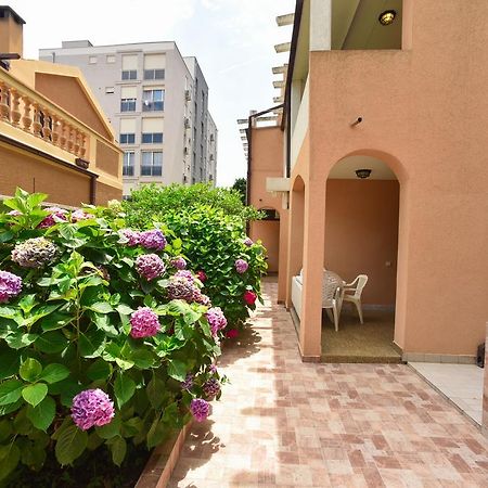 Mg Apartments And Rooms Budva Eksteriør billede