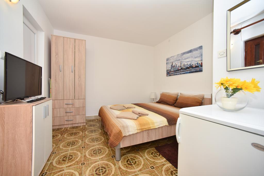 Mg Apartments And Rooms Budva Eksteriør billede